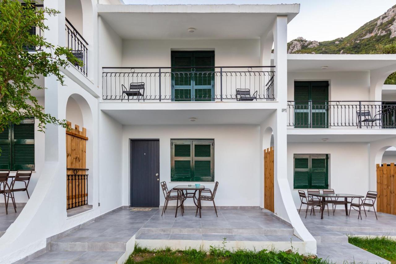 Ionian Blue Maisonette Khalidhiata Bagian luar foto